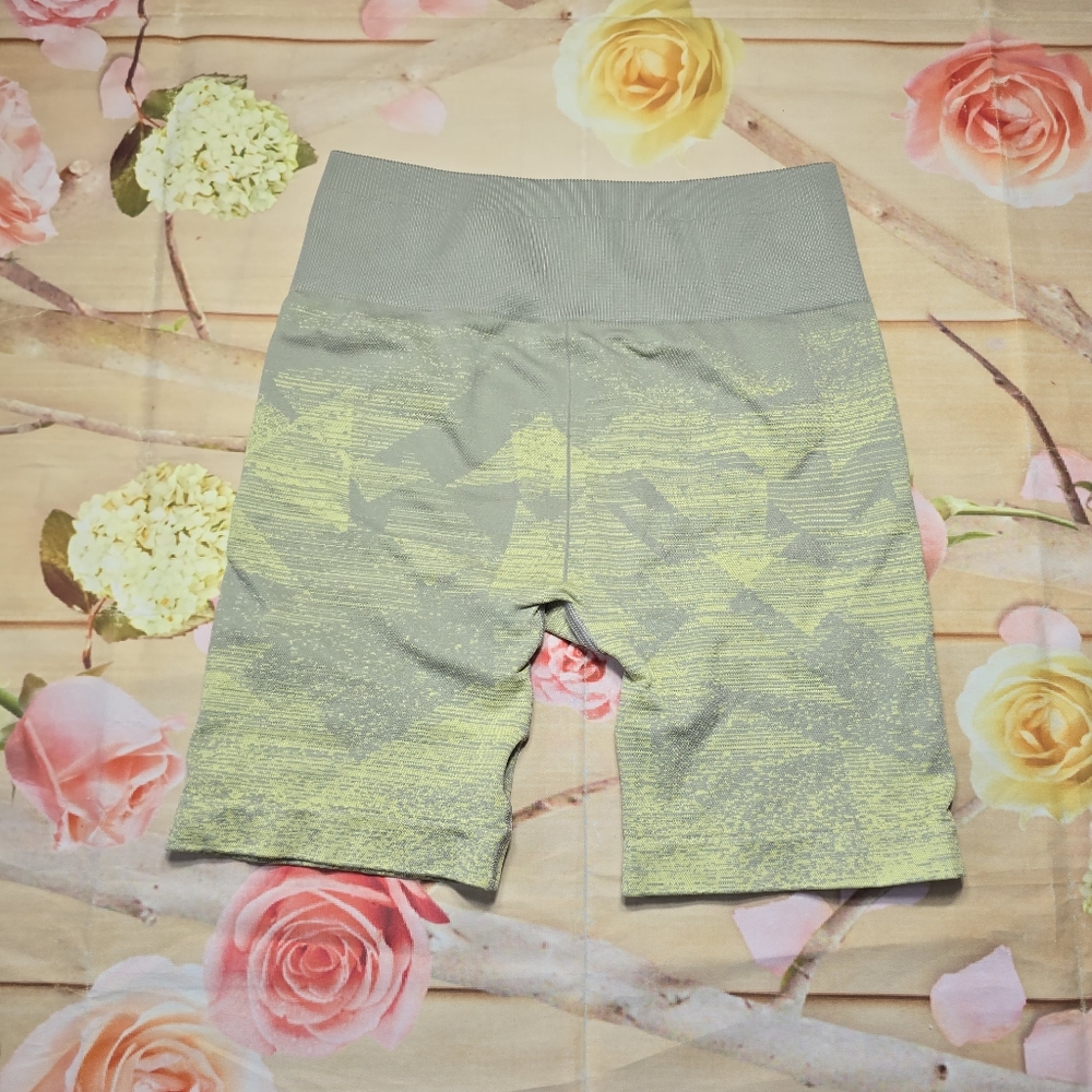 Gymshark adapt seamless shorts - Picture 4 of 9
